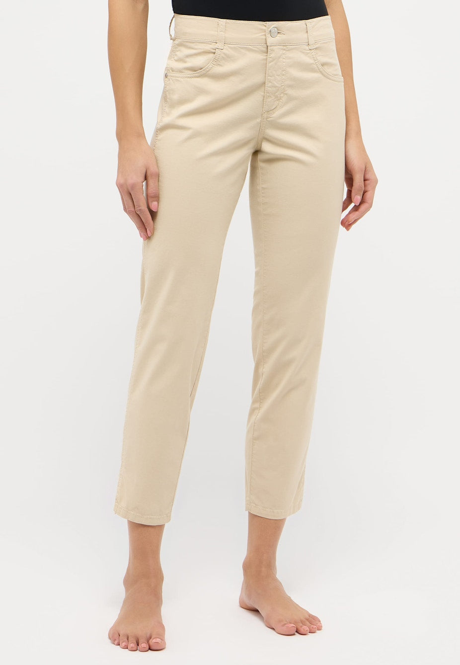 Jeans mit Schlitz