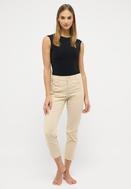 Jeans mit Schlitz